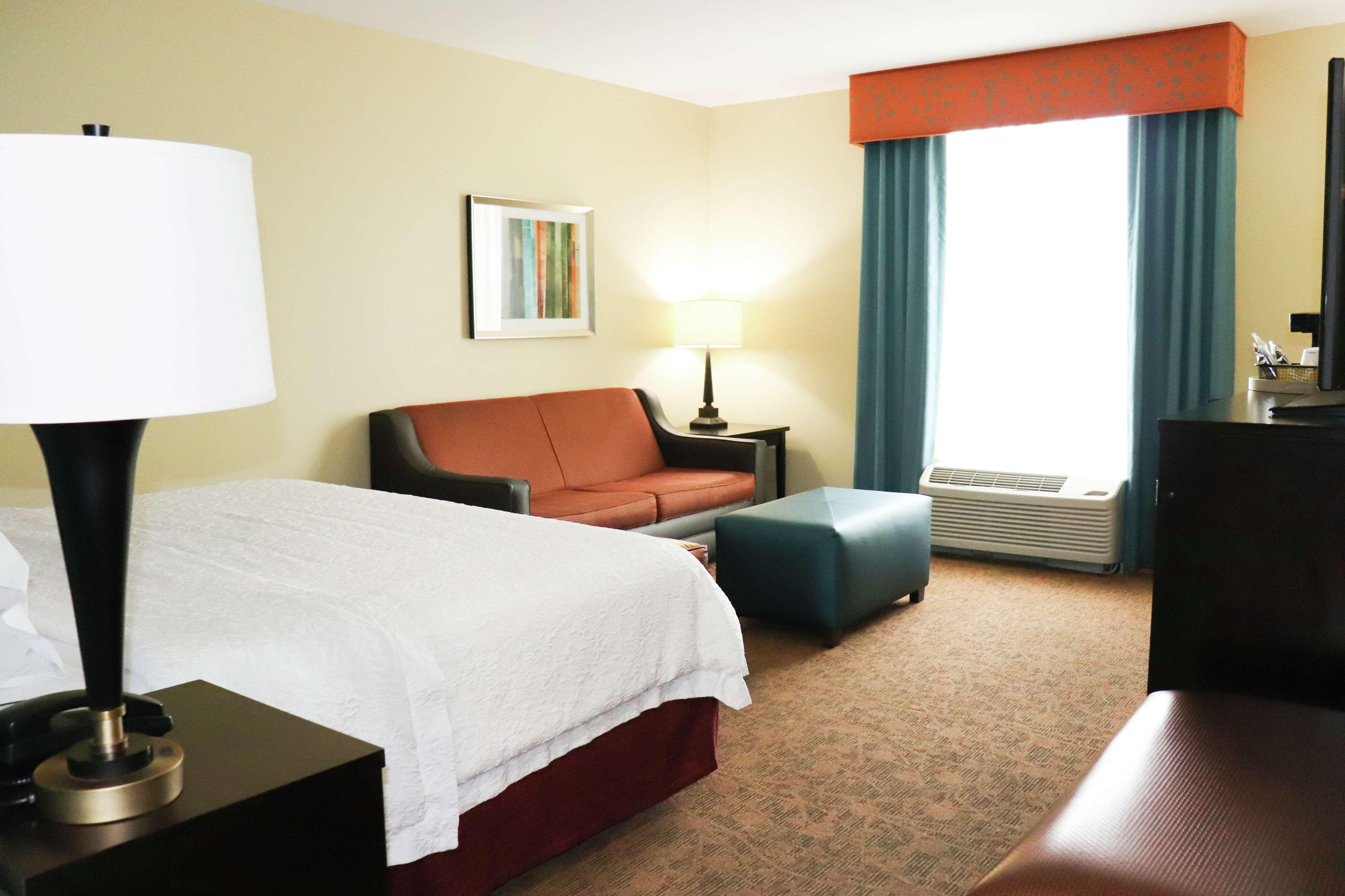 King Room with Sofa Bed - Non-Smoking