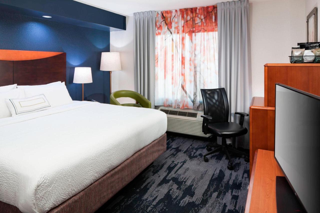 King Room - Hearing Accessible
