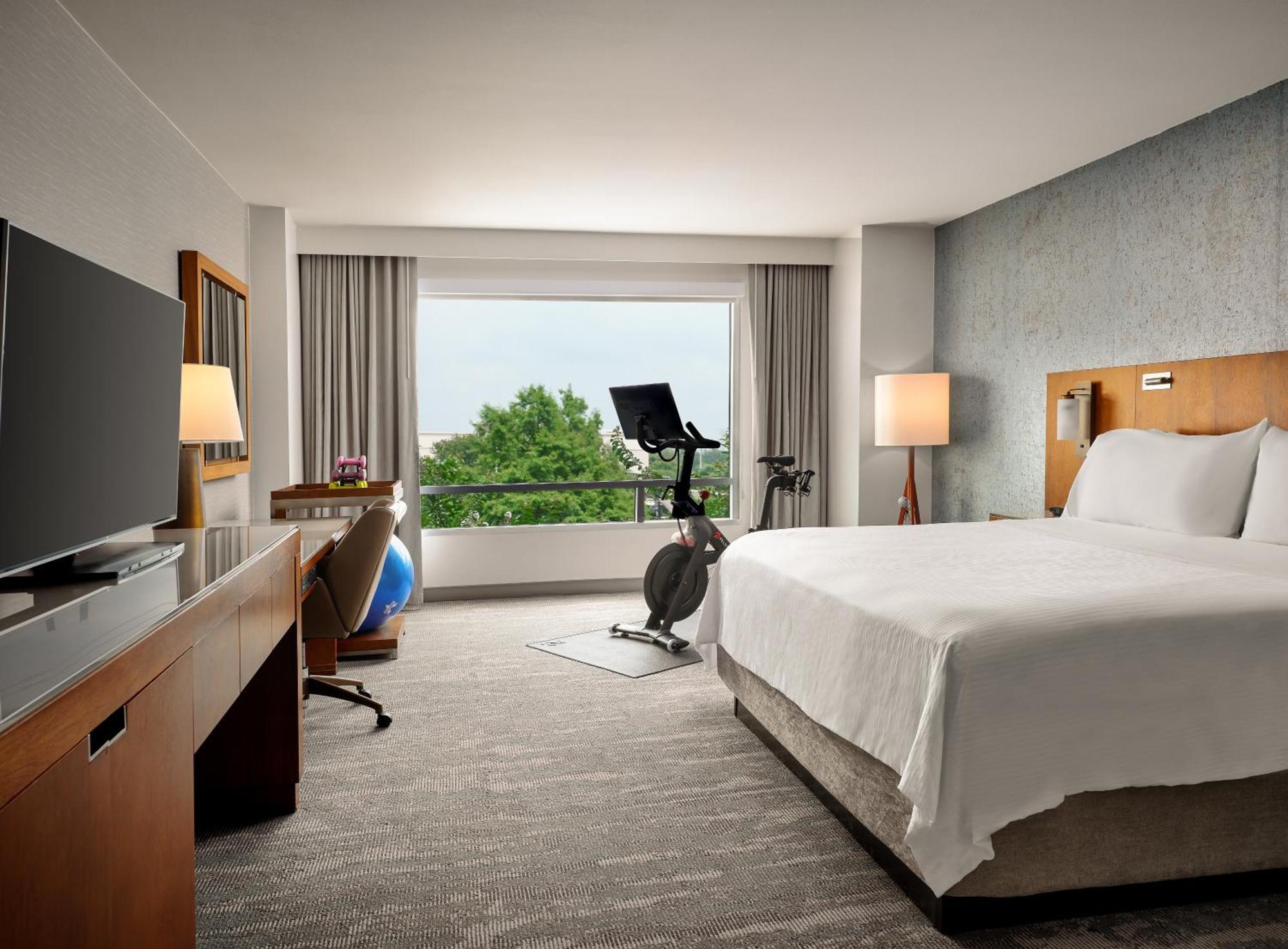 King Workout Room, Guest room, 1 King,1630876726:JPEG