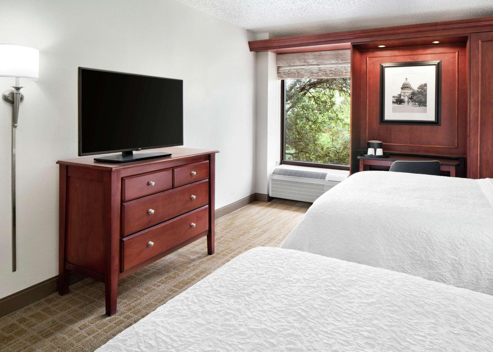 Queen Room with Two Queen Beds - Non-Smoking