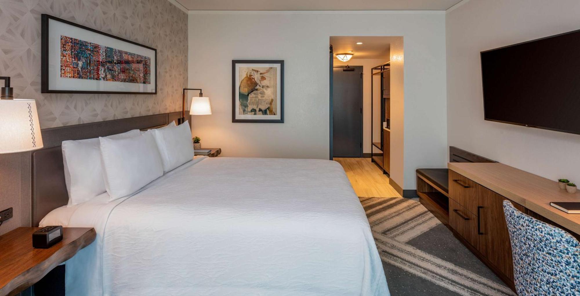 King Room with Tower View