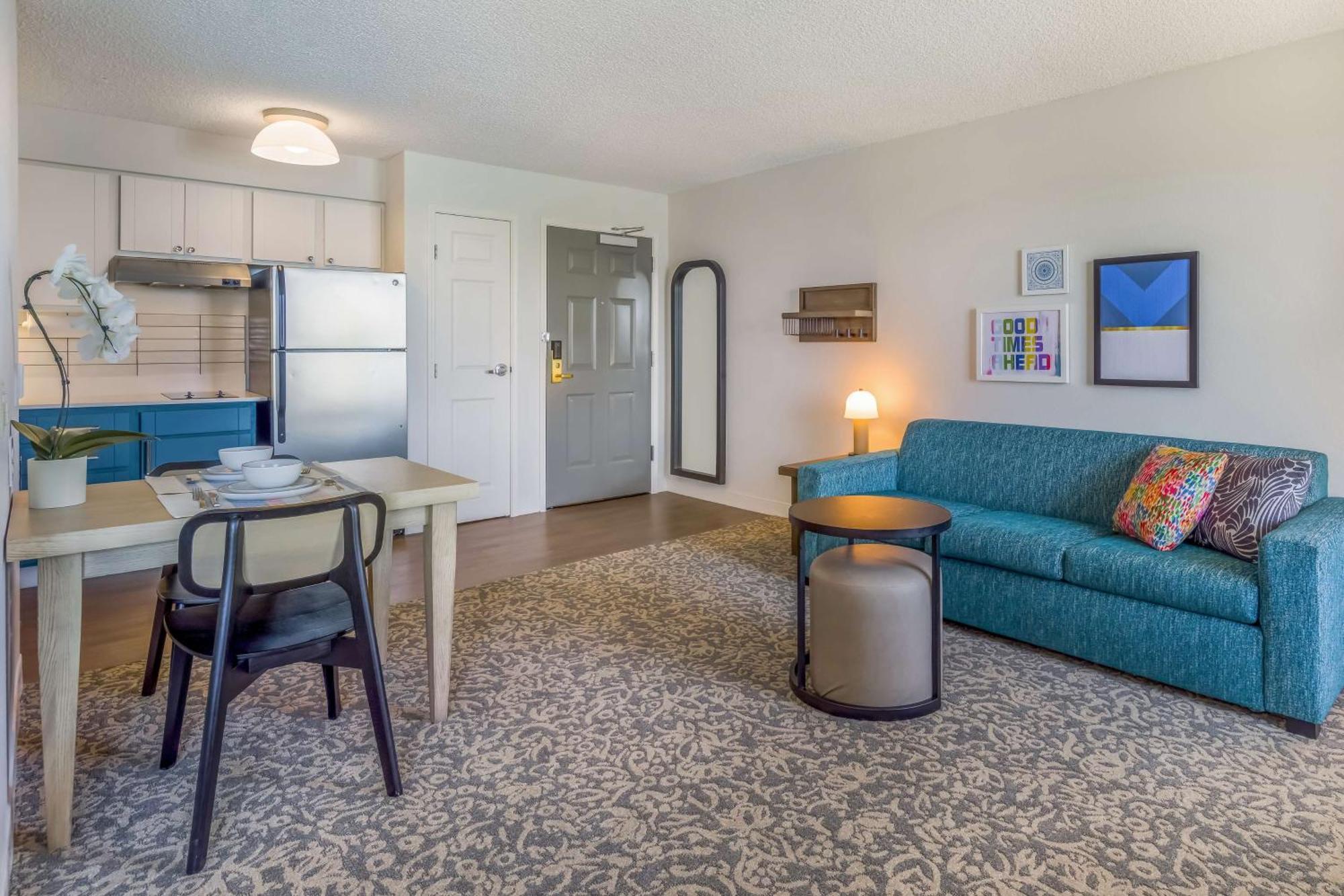 Two-Bedroom Suite with Queen and Two Double Beds