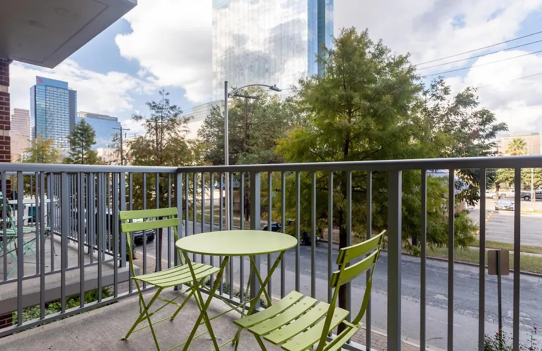 Locale Austin - Rainey Street-1