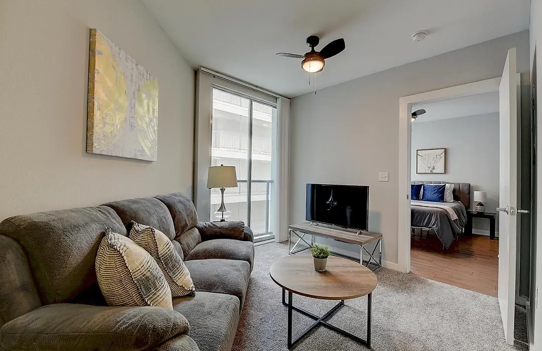 Frontdesk Pointe On Rio Apts West Campus Austin-1
