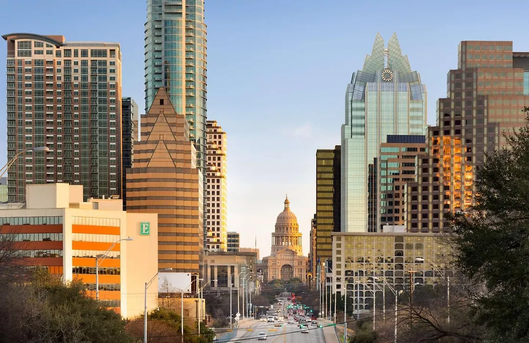 Embassy Suites By Hilton Austin Downtown South Congress-1