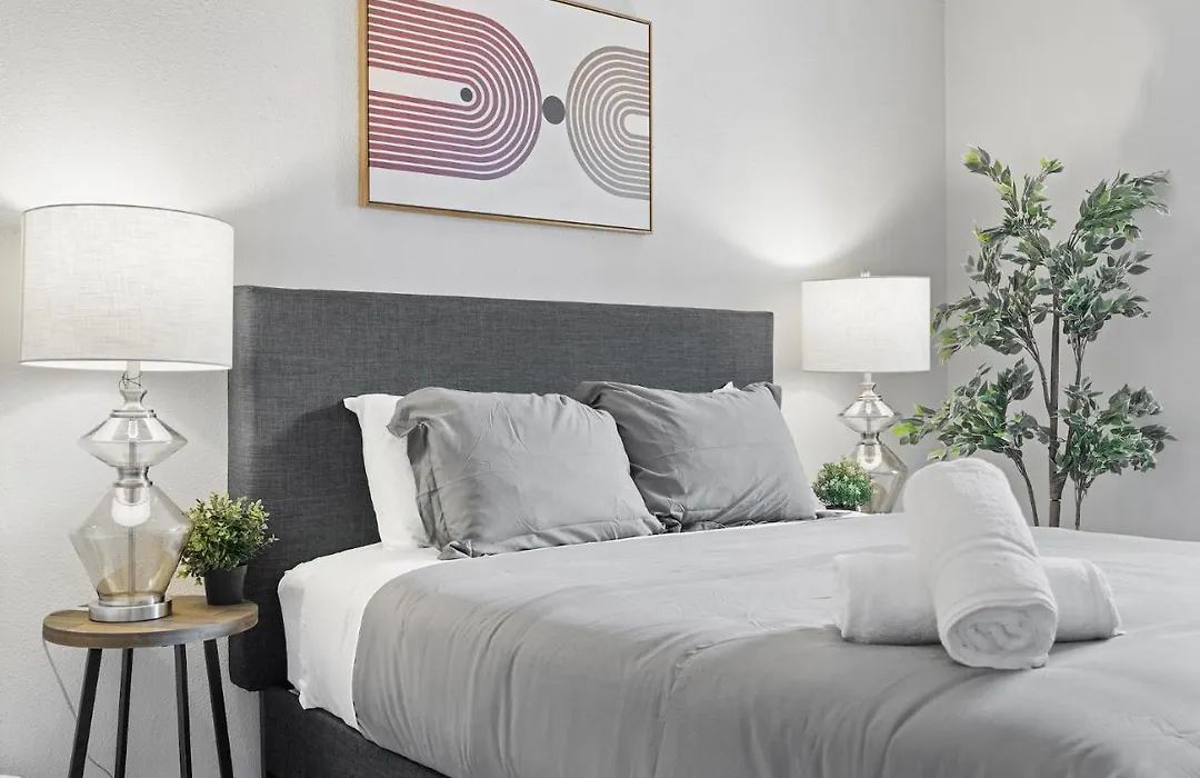 Evonify Stays - Highland - Stylish Furnished Apartments-1
