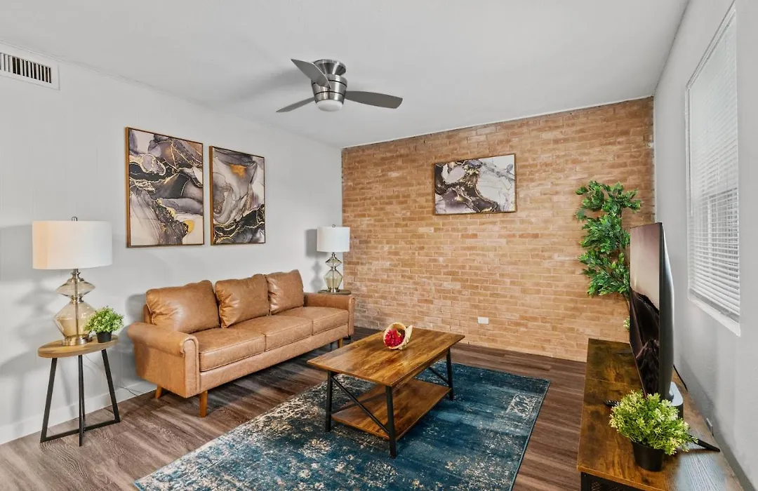 Evonify Stays - Hyde Park Apartments - Utexas-1