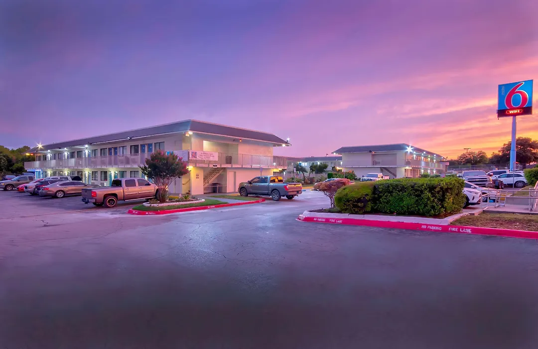 Motel 6-Austin, Tx - North-1