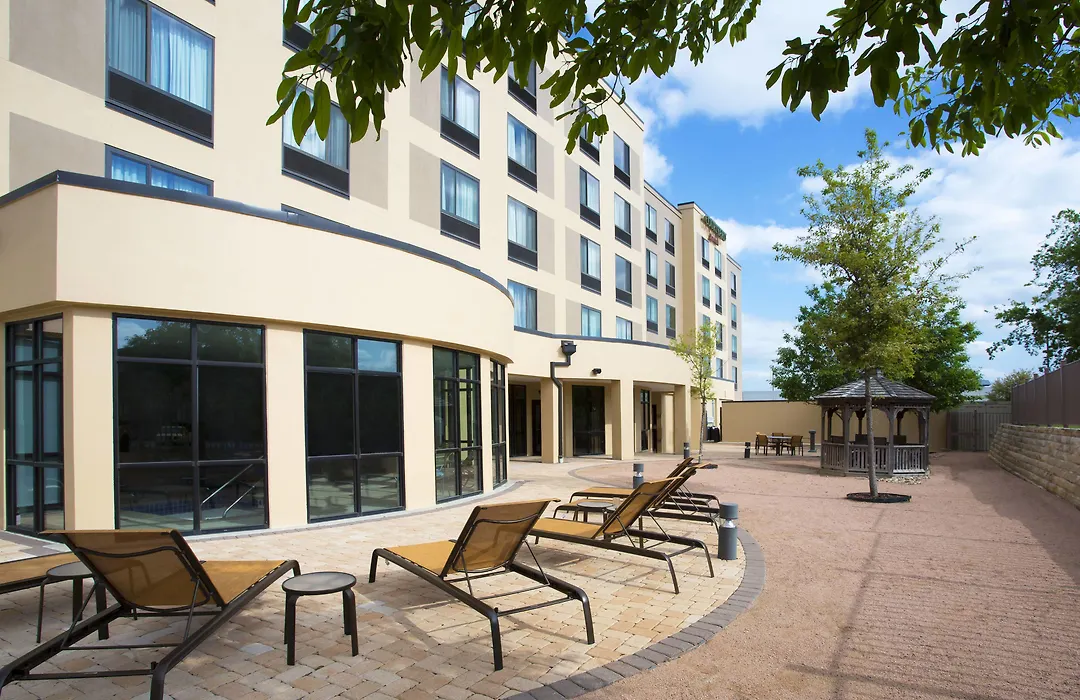 Courtyard Austin Airport-1