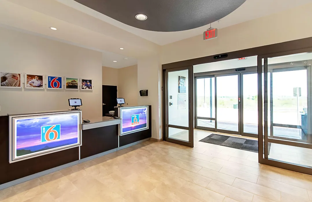 Studio 6 Austin Airport-1