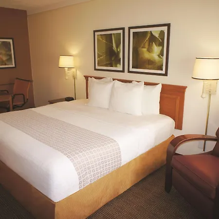 La Quinta Inn By Wyndham Austin Capitol / Downtown-3