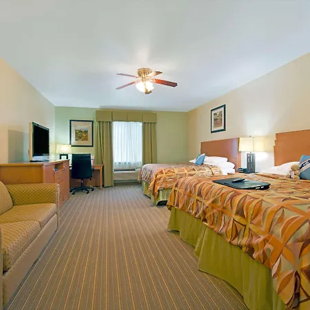Super 8 By Wyndham Austin/Airport North-2