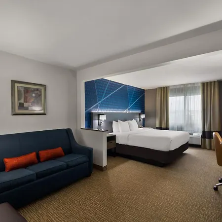 Comfort Inn & Suites Austin North Loop-2