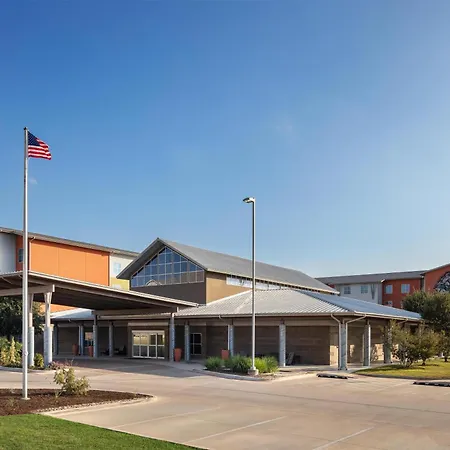 Homewood Suites Techridge Parmer @ I-35-3